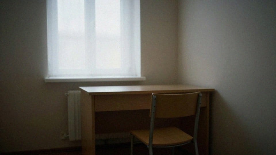 Jakie są typowe objawy zespołu abstynencyjnego?