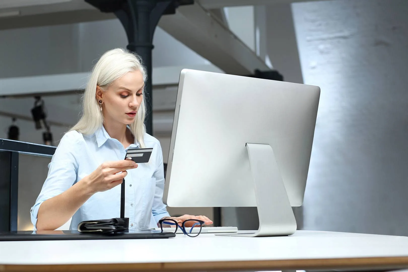 BLIK Płacę Później – jak unikać pułapek podczas zakupów online z odroczoną płatnością?