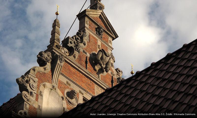 Rzeźba bezgłowego klucznika w Gdańsku